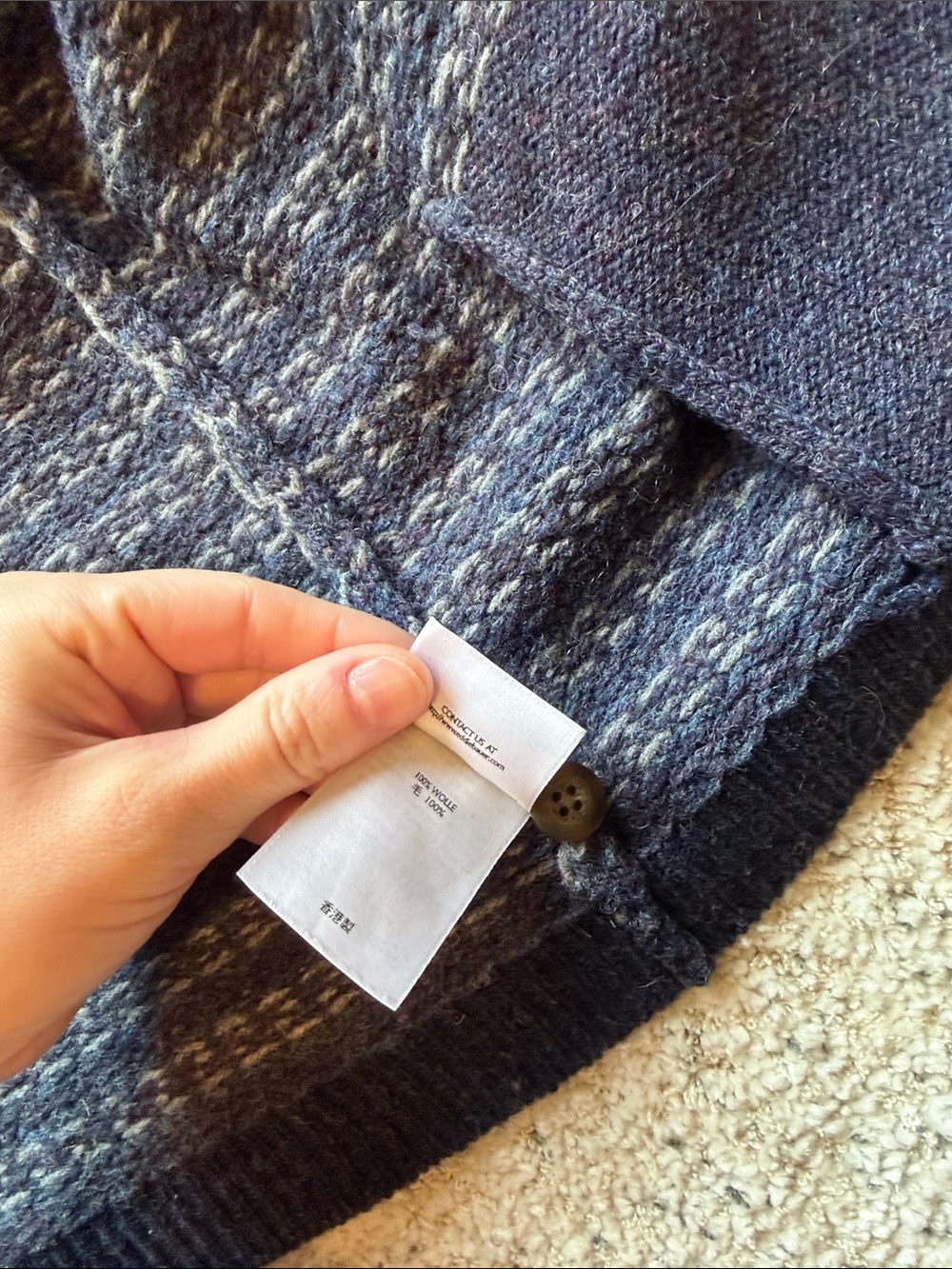 Eddie Bauer 100% wool sweater - Picture 4 of 5
